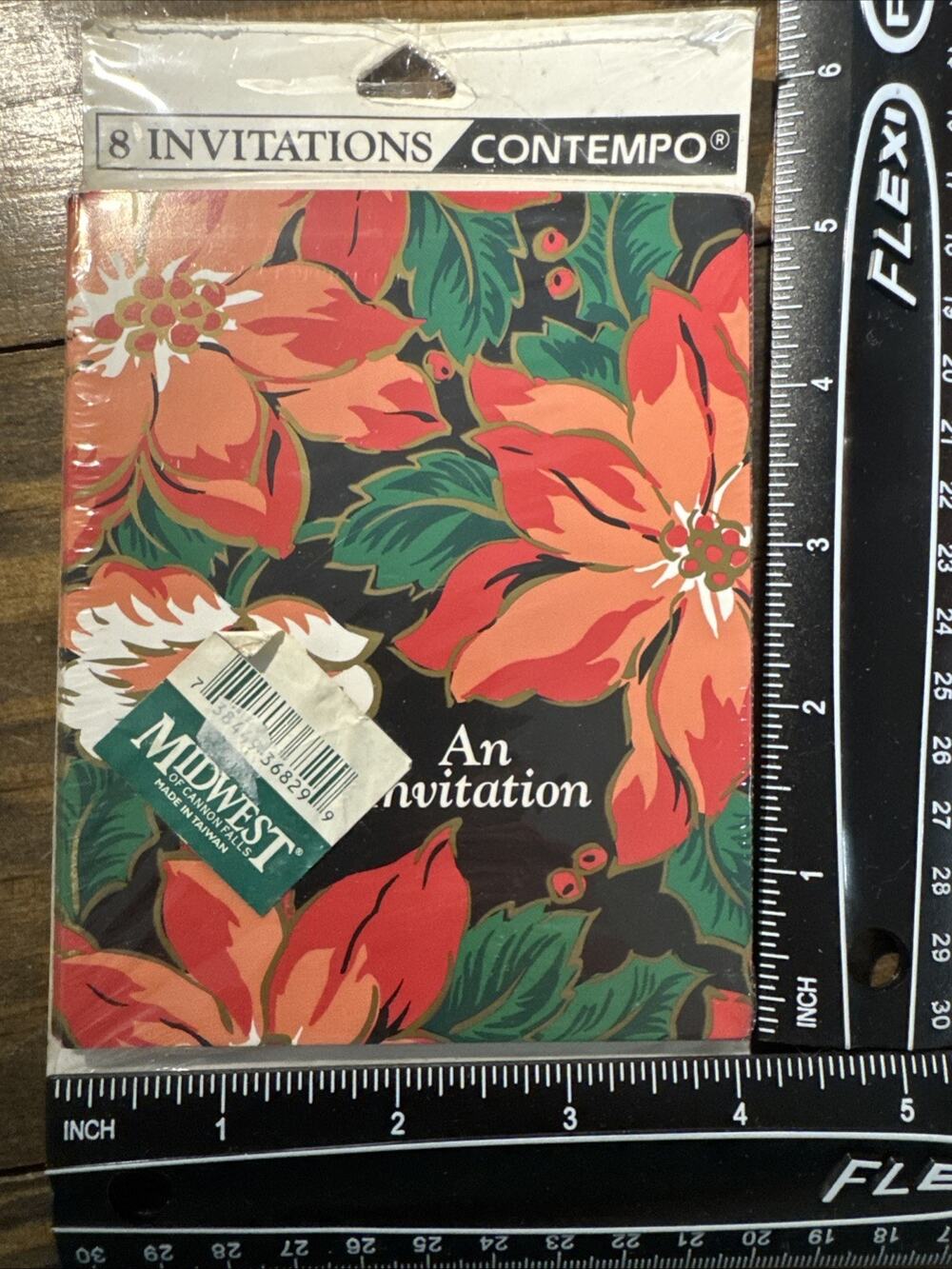 Contempo Beach Products 8 Invitations Poinsettia Medley